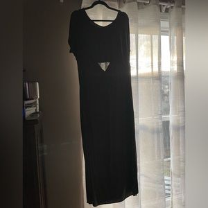SMALLSHOW Nursing Friendly Maxi Dress